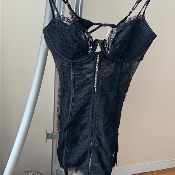 Victoria’s Secret bustier chemise undergarment 34B - Picture 2 of 4